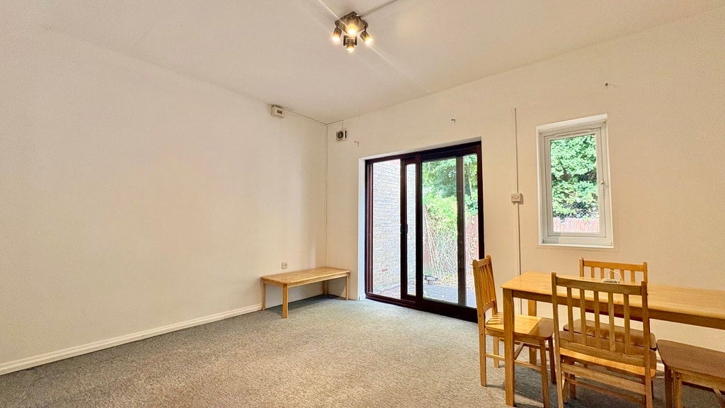 House Cedar Place in Greater London
