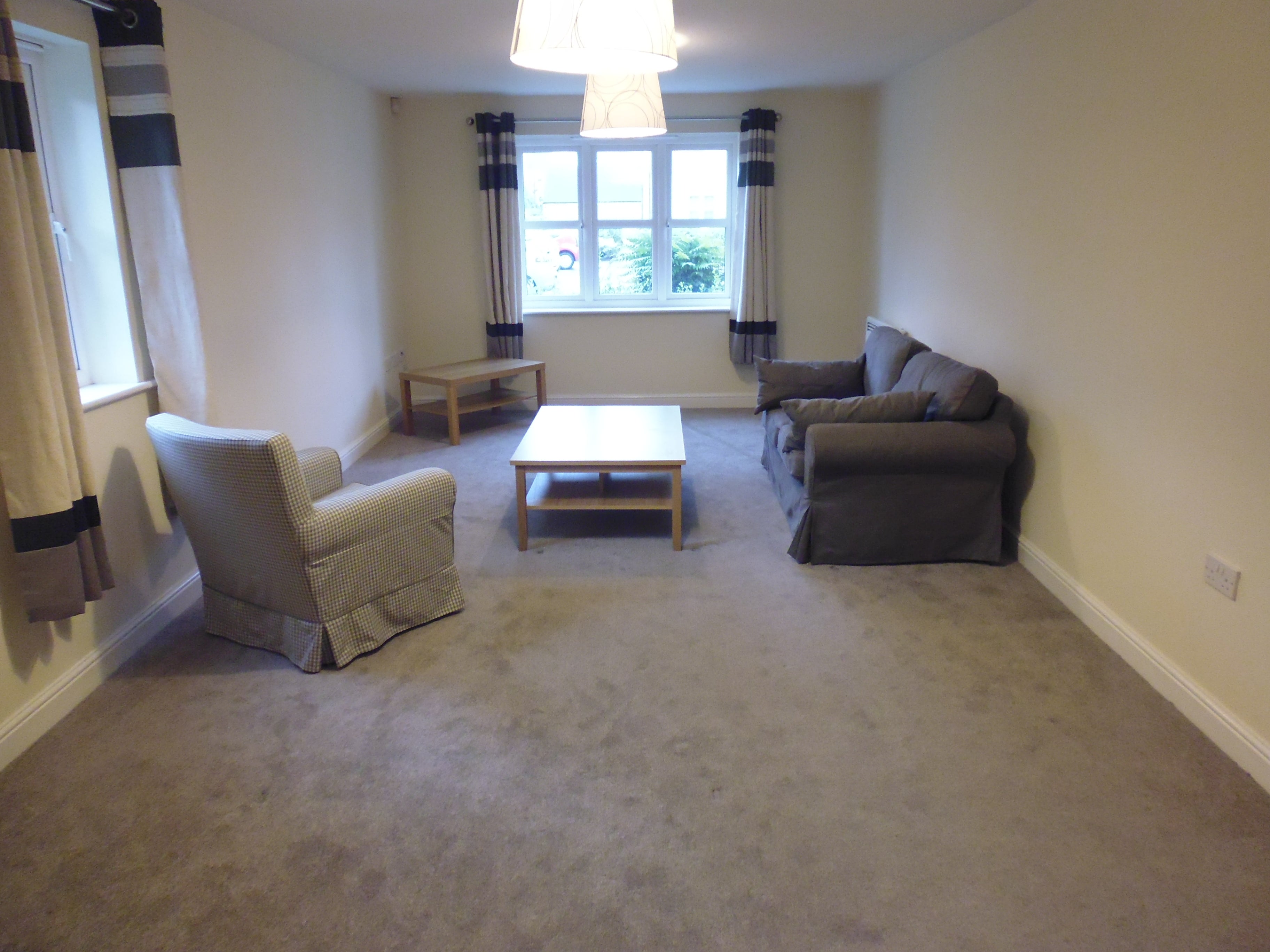 Flat Montgomery Avenue in Leeds