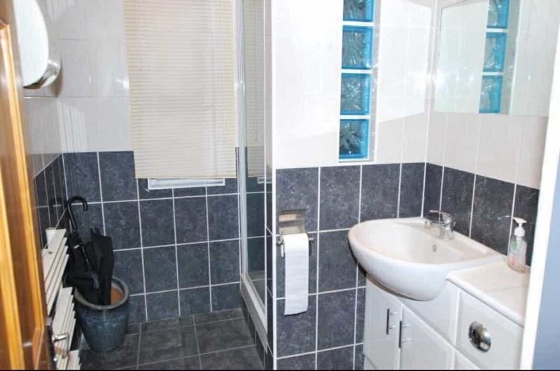 Room Elms Lane in Greater London