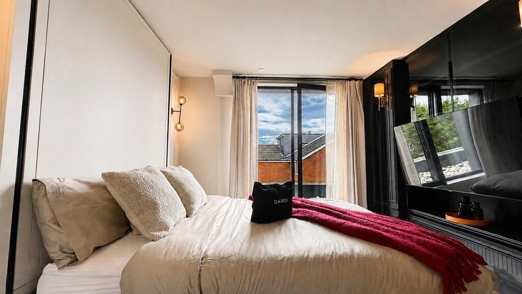 Flat Willesden Lane in Greater London