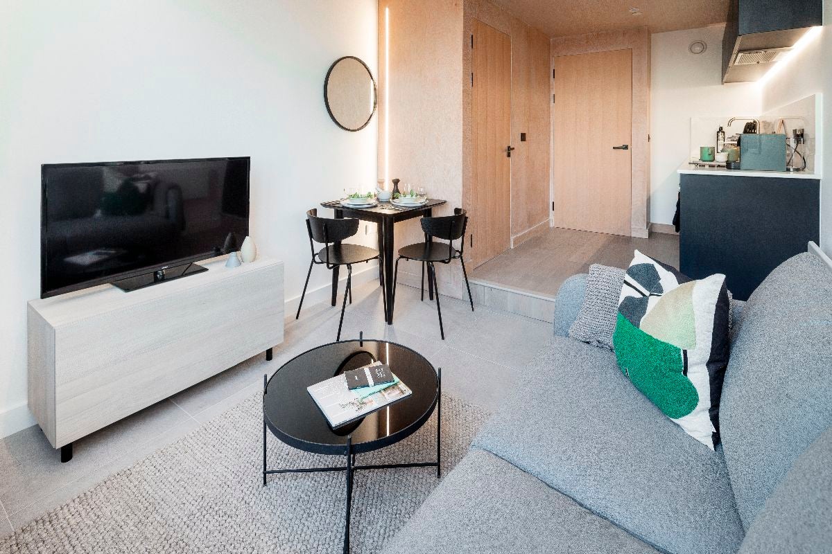 Flat Rockdove Avenue in Manchester