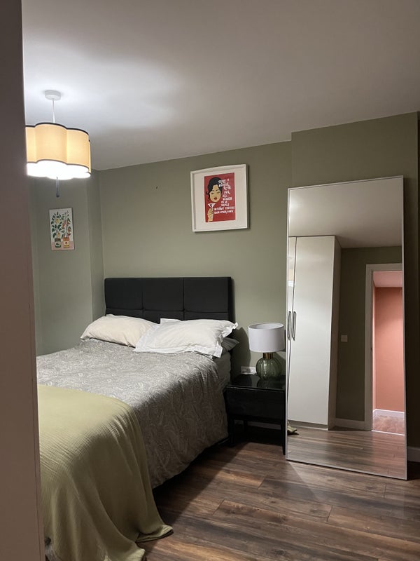 Room Sillavan Way in Salford