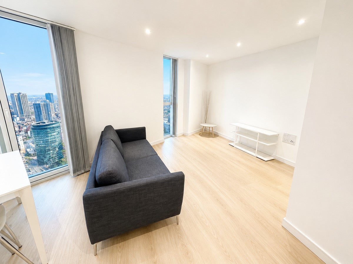 Flat Bedford Park in Greater London