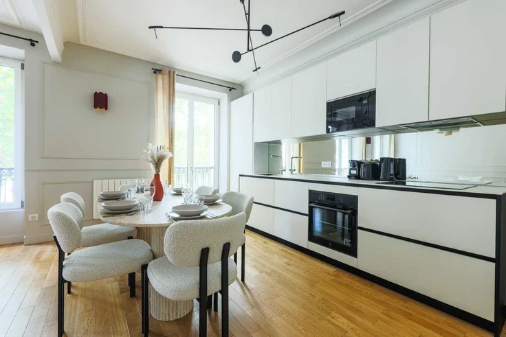 Flat Rue de la Roquette in Paris
