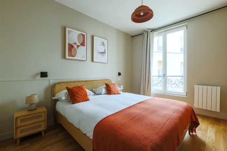 Flat Rue de la Roquette in Paris