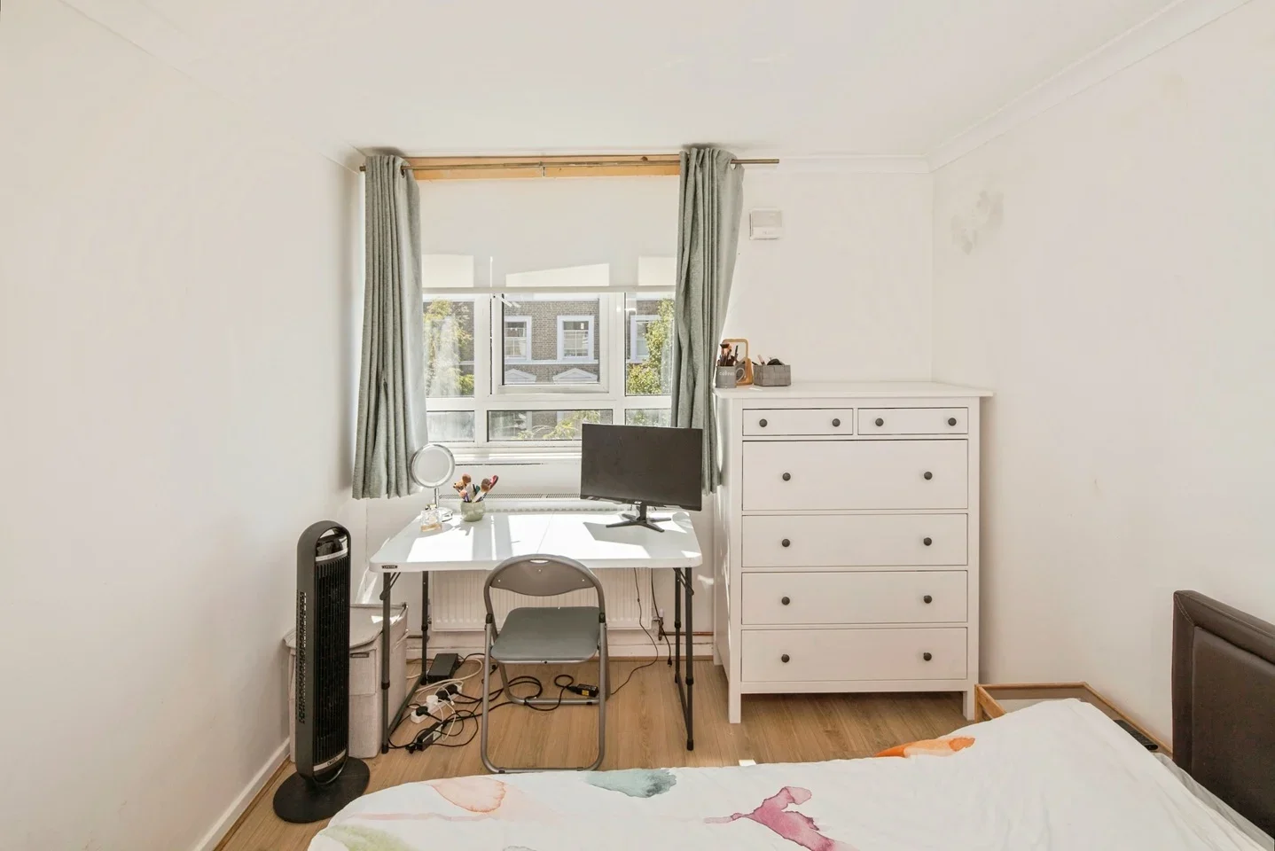 Flat Richborne Terrace in Greater London