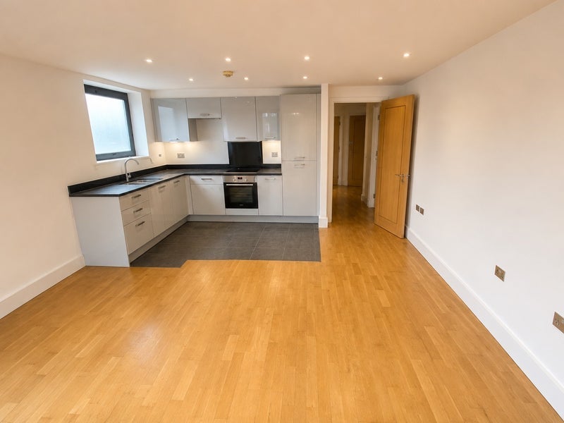 Flat Streatham Place in Greater London
