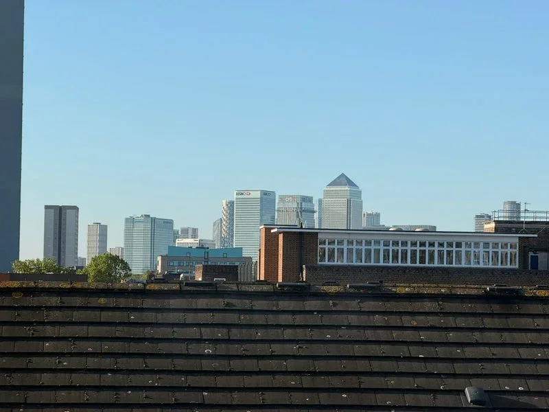 Room Ranwell Close in Greater London
