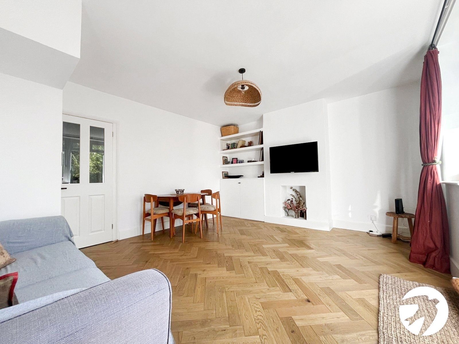 Flat Silverdale in Greater London