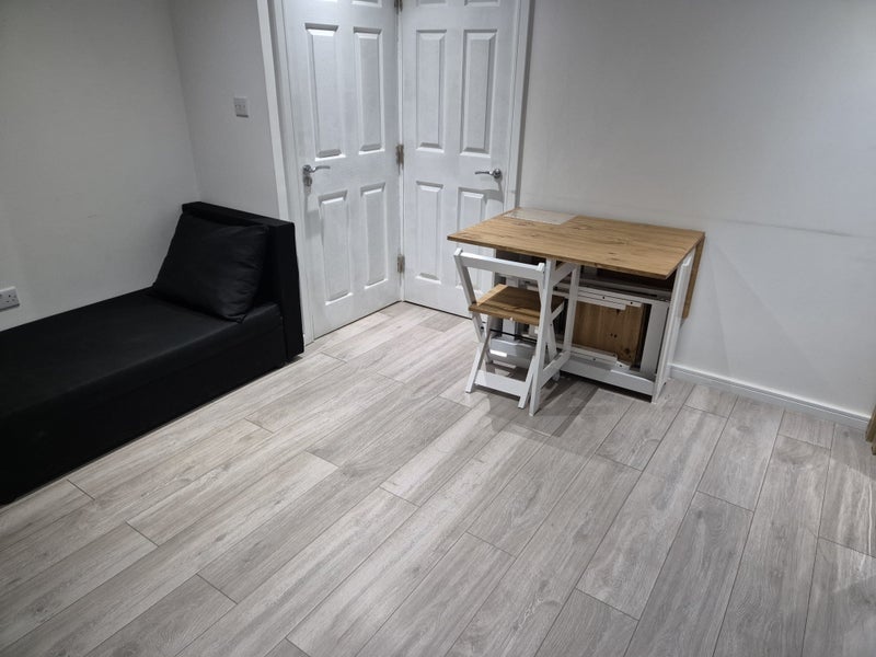 Room Twyford Road in Greater London
