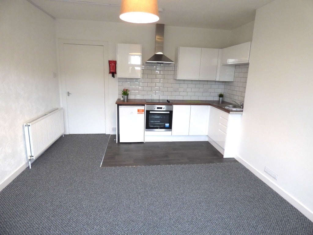 House Lounsdale Drive in Paisley