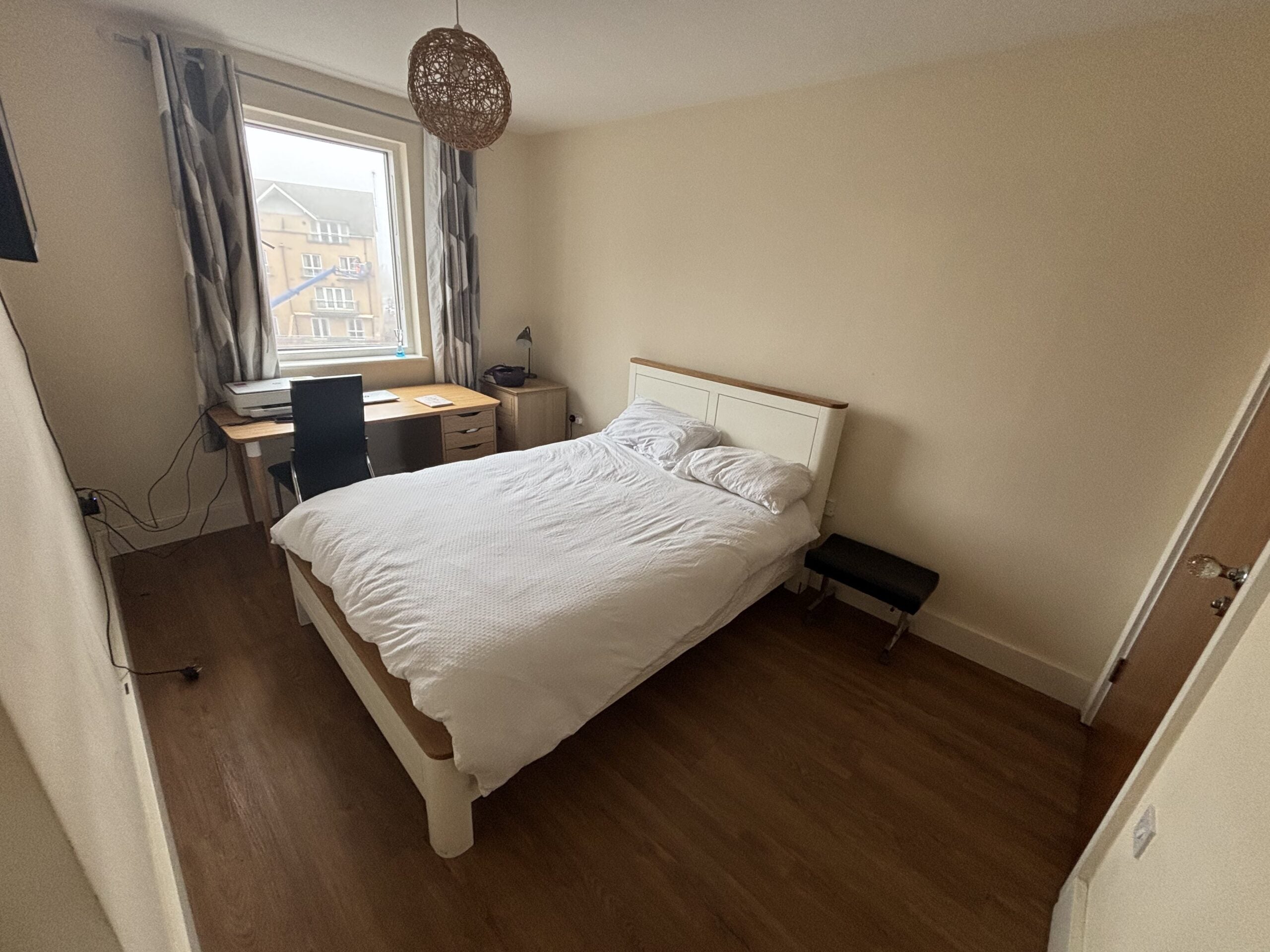 Flat Falcon Drive in Cardiff