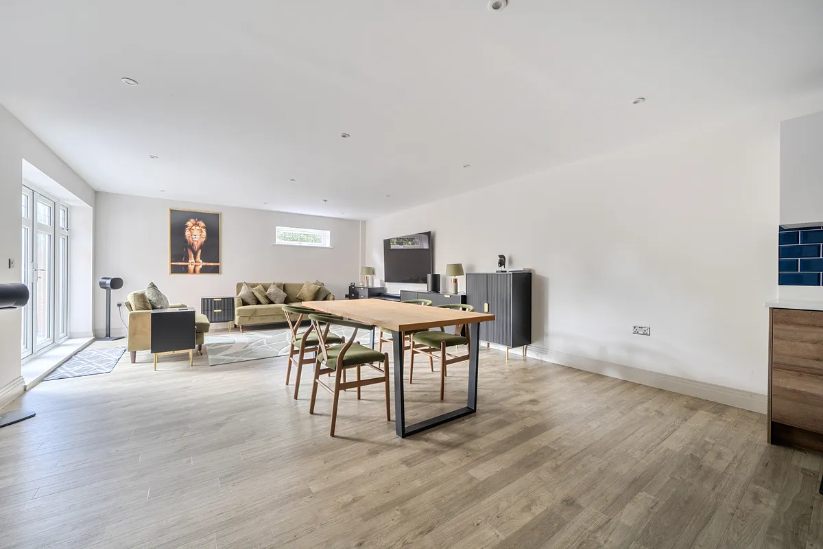 Flat Linkside in Maidenhead