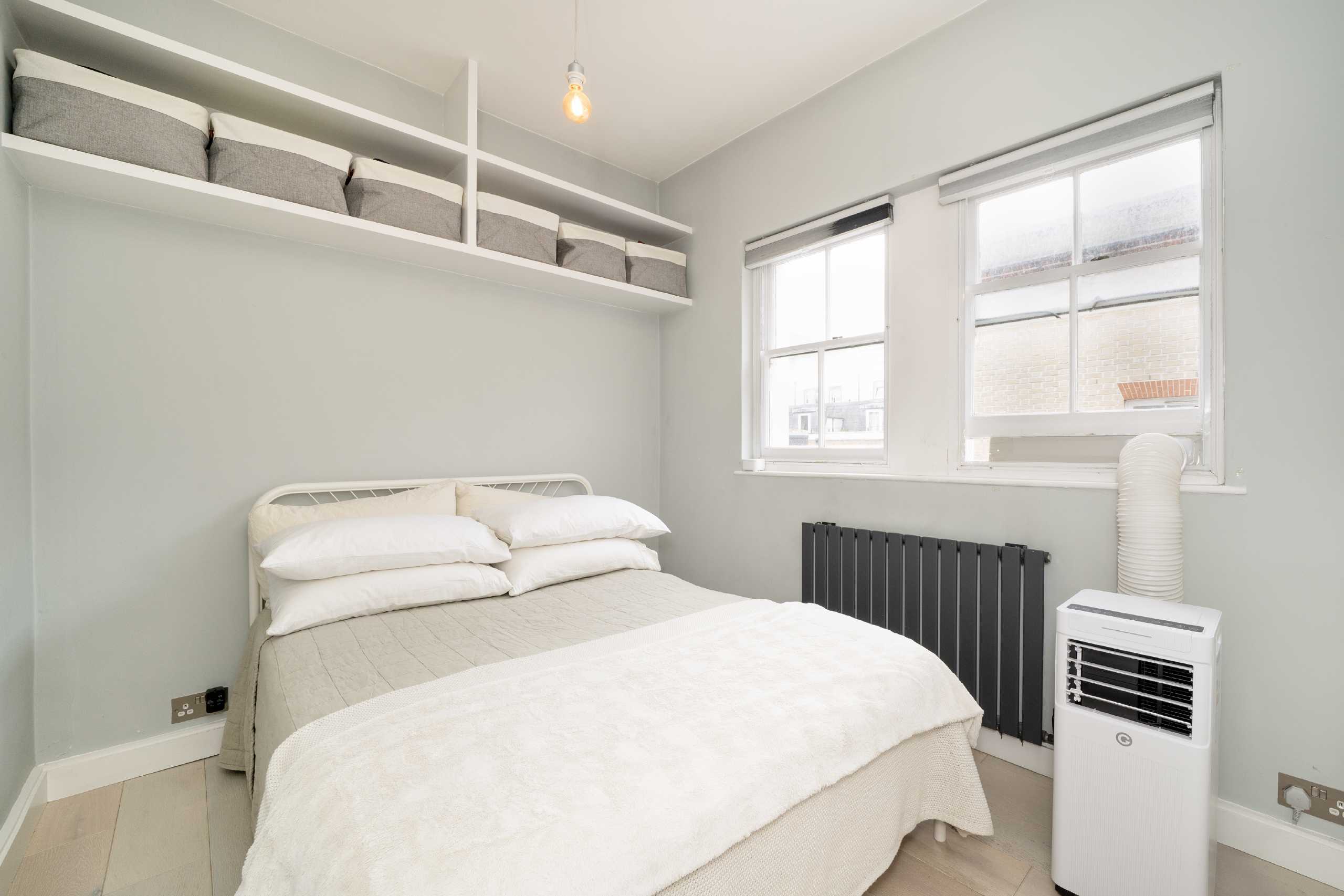 Flat Chepstow Road in City of Westminster