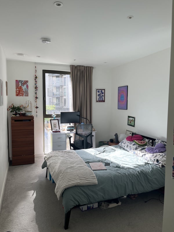 Room Elis Way in Greater London