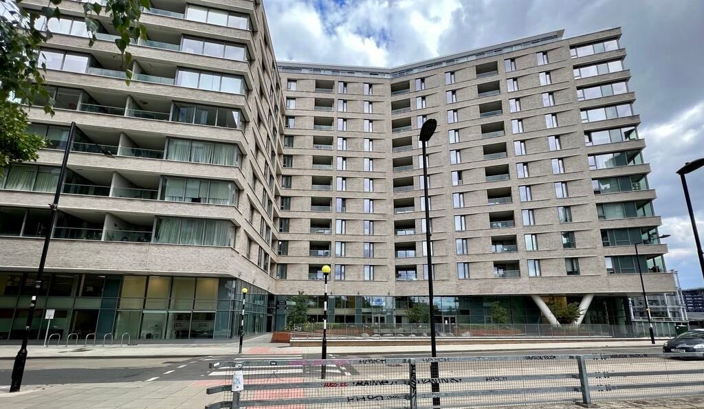 Flat Camley Street in Greater London