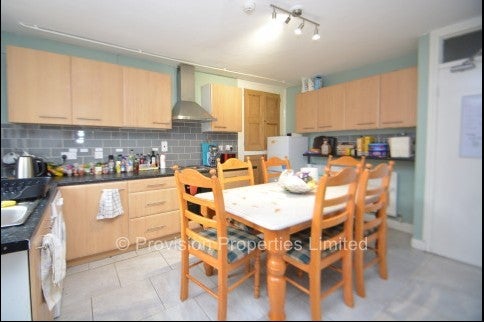 Flat Ridgeway in Leeds