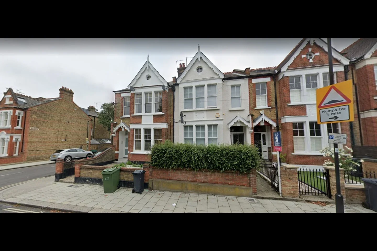 Flat Briarwood Road in Greater London
