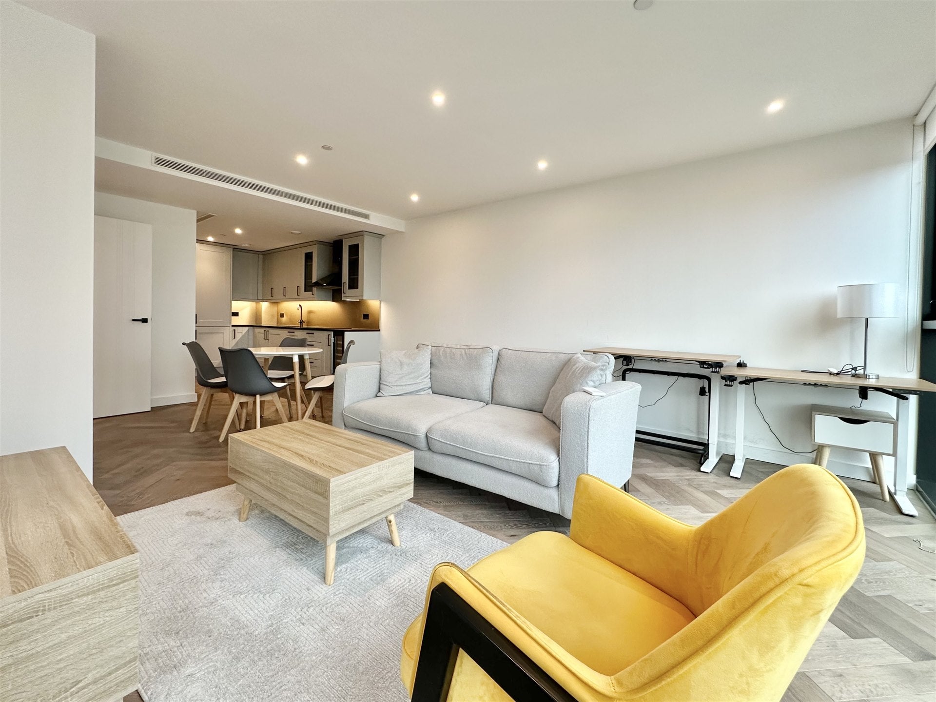 Flat Merino Gardens in Greater London