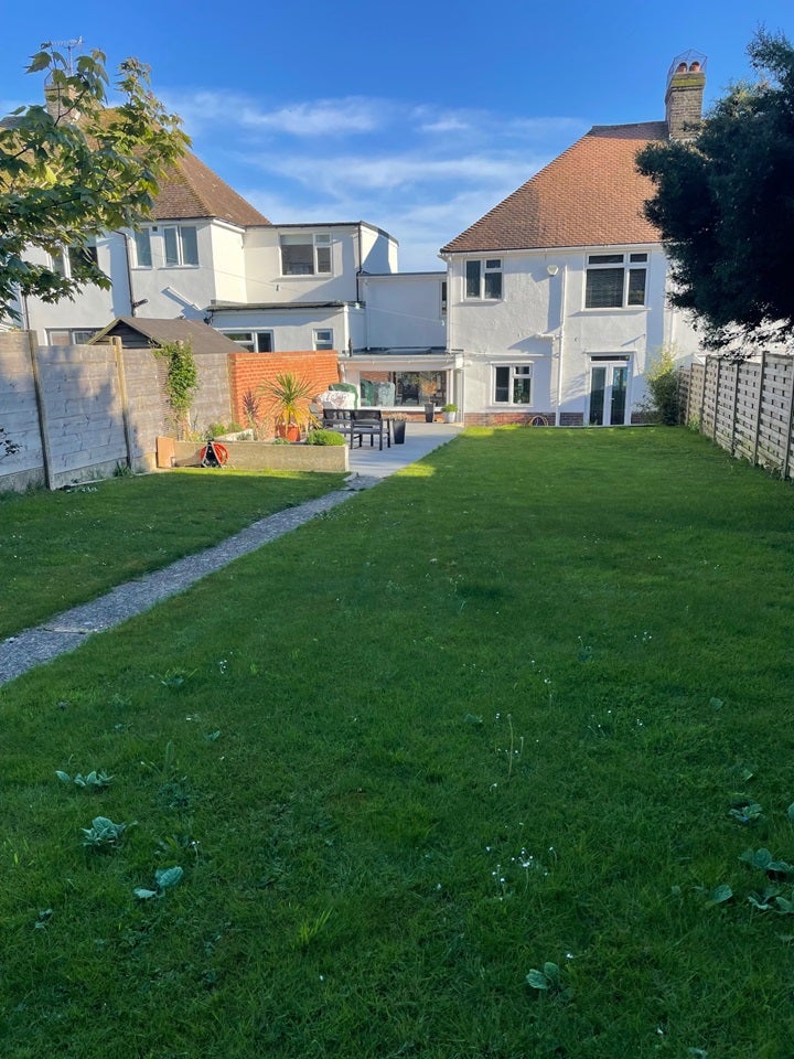 House Dolphins Road in Folkestone and Hythe District