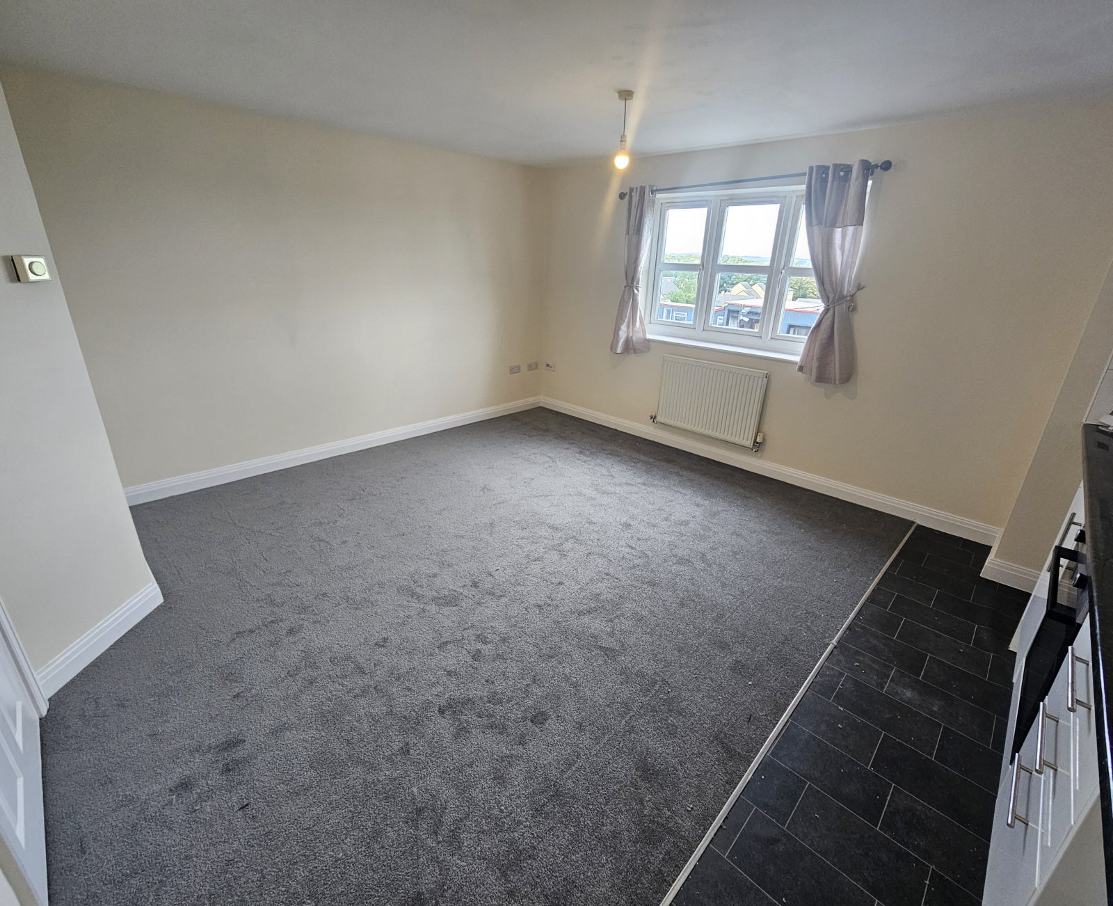 Flat Halifax Road in Kirklees
