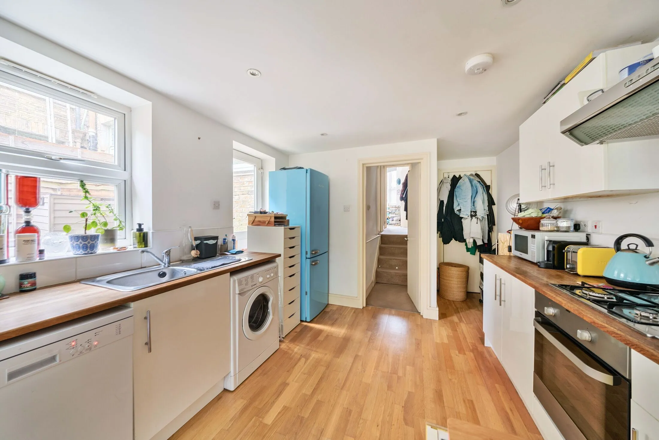 Flat Marsden Road in Greater London