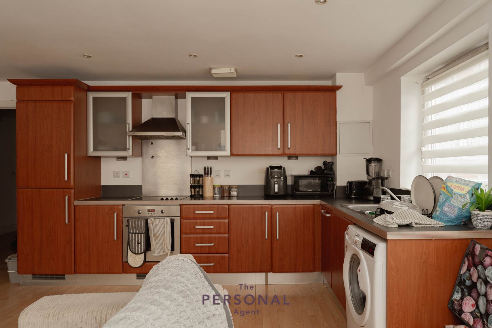 Flat Phillimore Walk in London