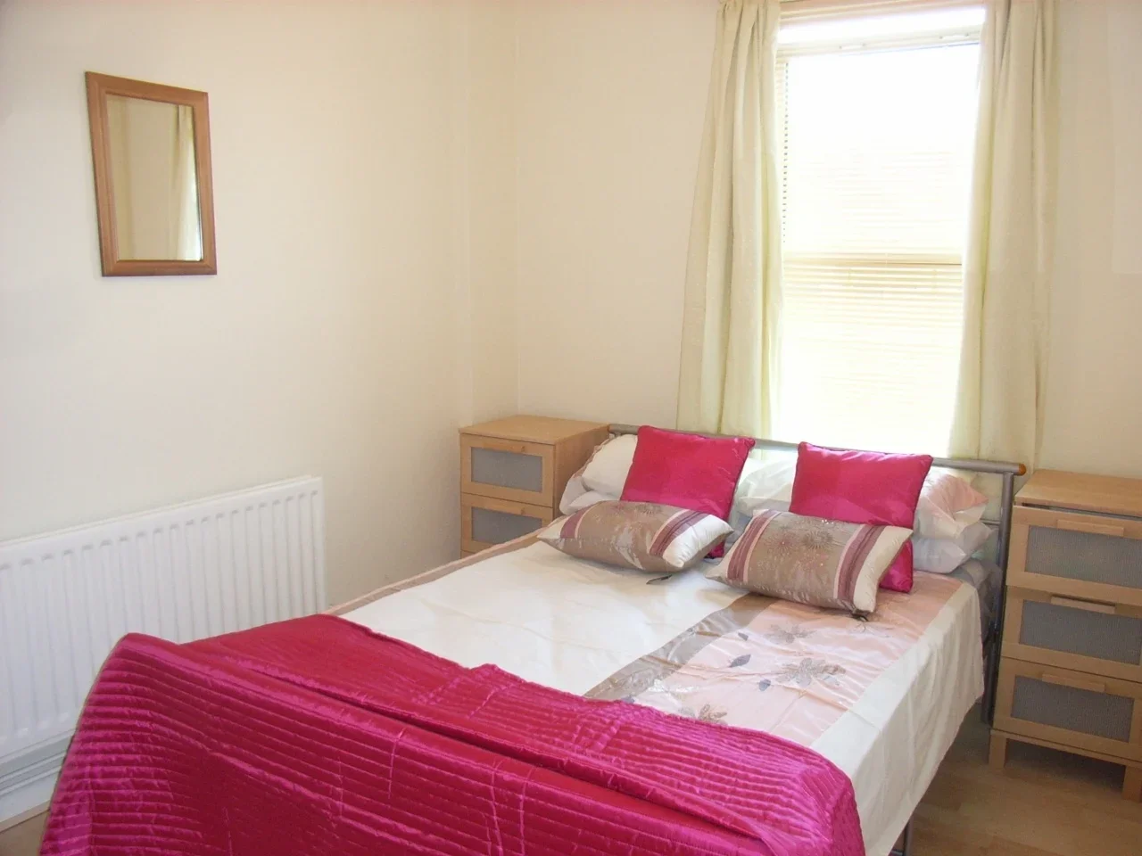 Flat Westway in Greater London
