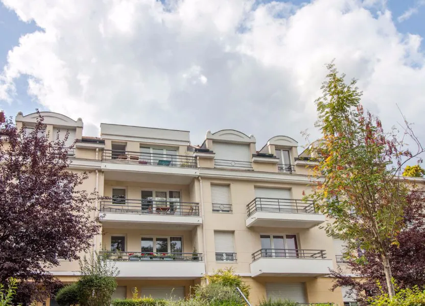 Flat Allée Maurice Descamps in Osny