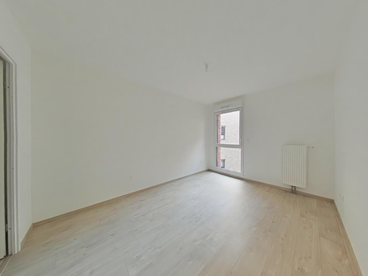 Flat Rue de Lyon in Lille