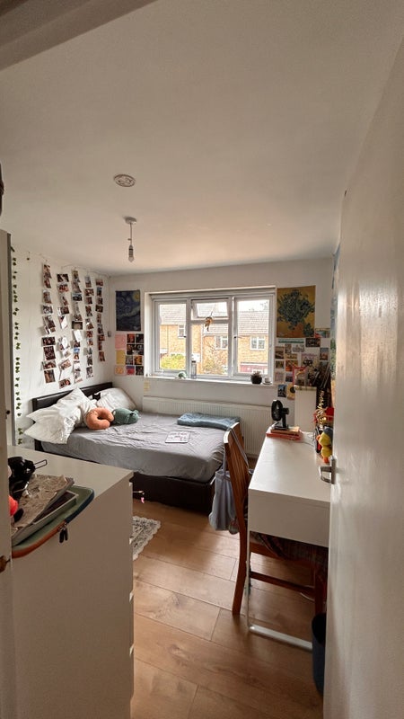 Room Blessington Close in Greater London