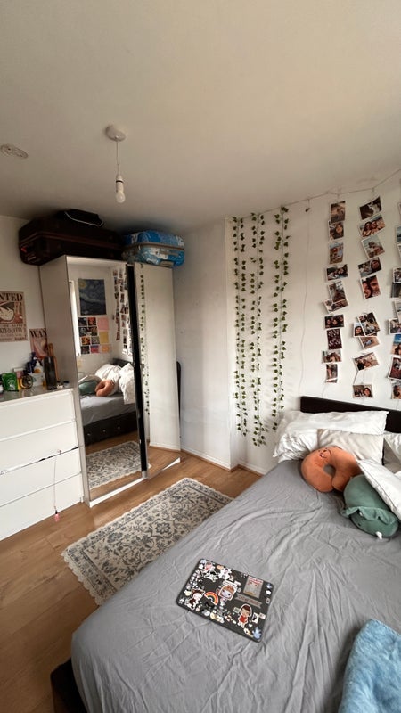 Room Blessington Close in Greater London
