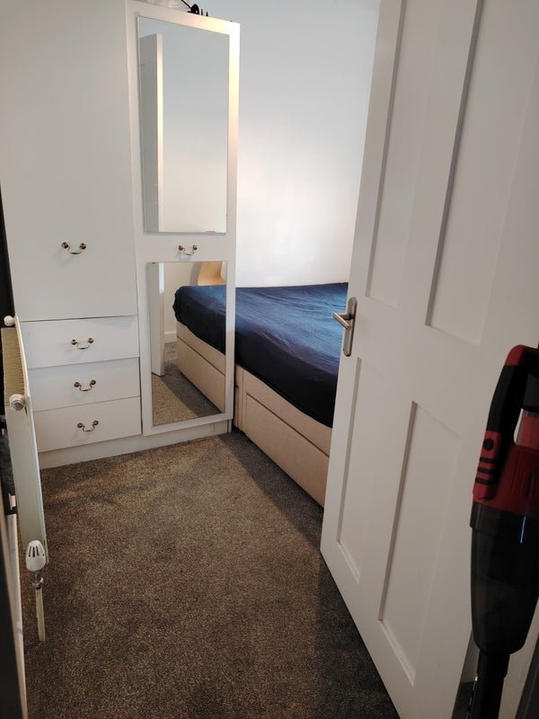 Room Seymour Road in Bristol