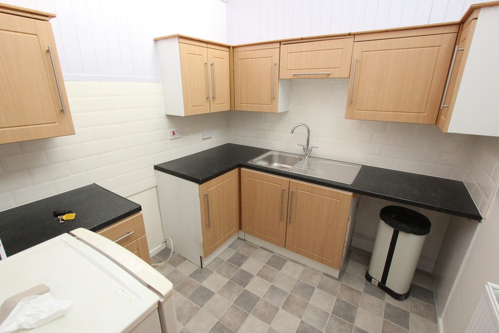 Flat Sandringham Drive in Paignton