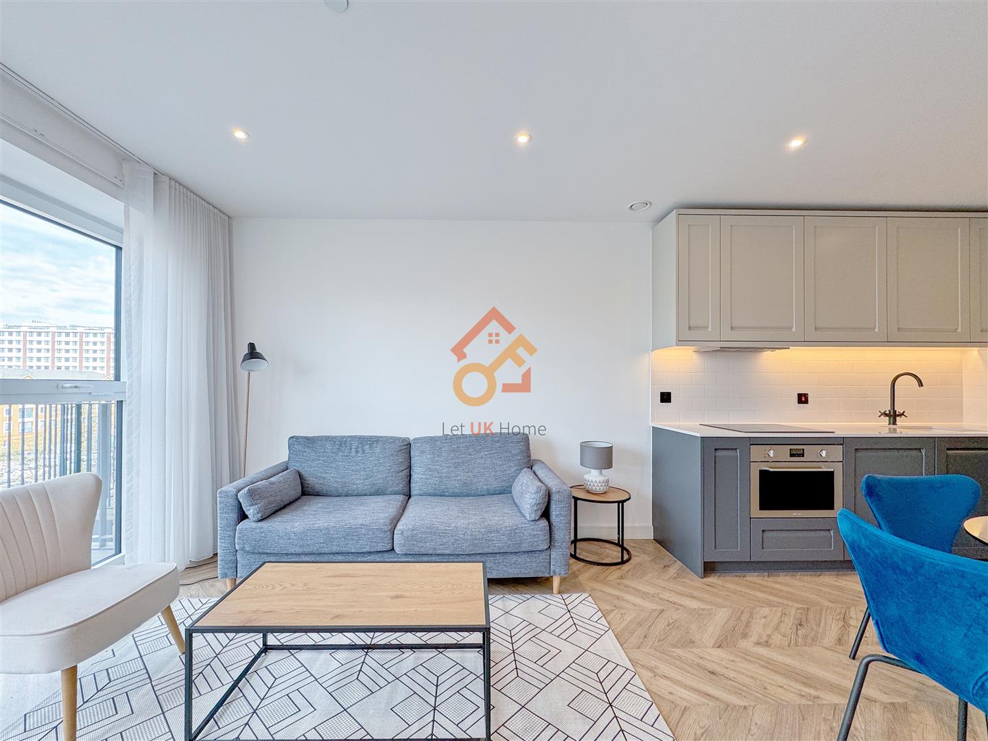 Flat Ashdown Road in Greater London