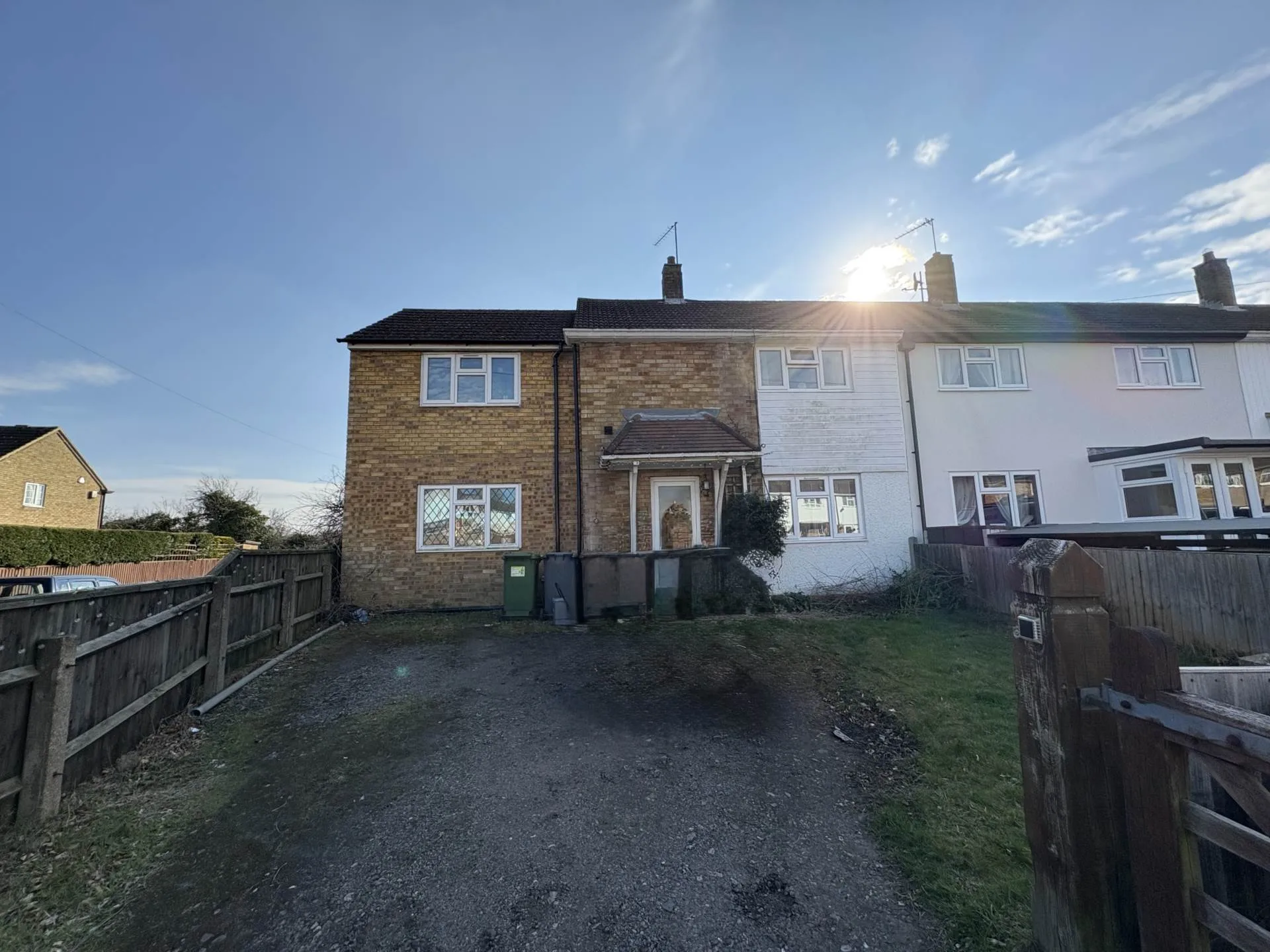 House Ashwood Road in Hertsmere