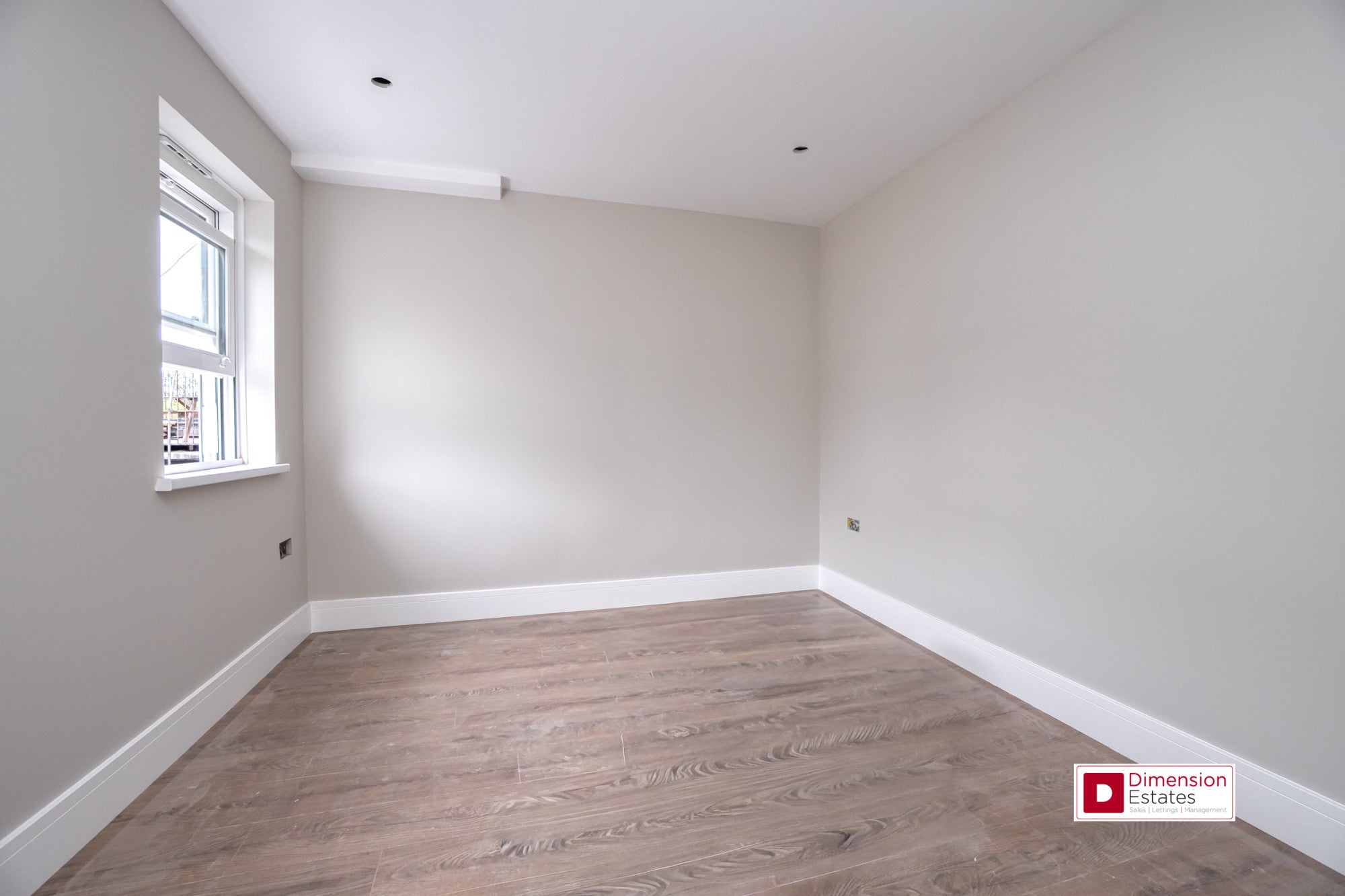 Flat Gould Terrace in Greater London