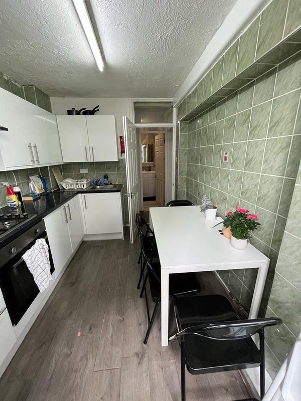 Room Bunhill Row in Greater London