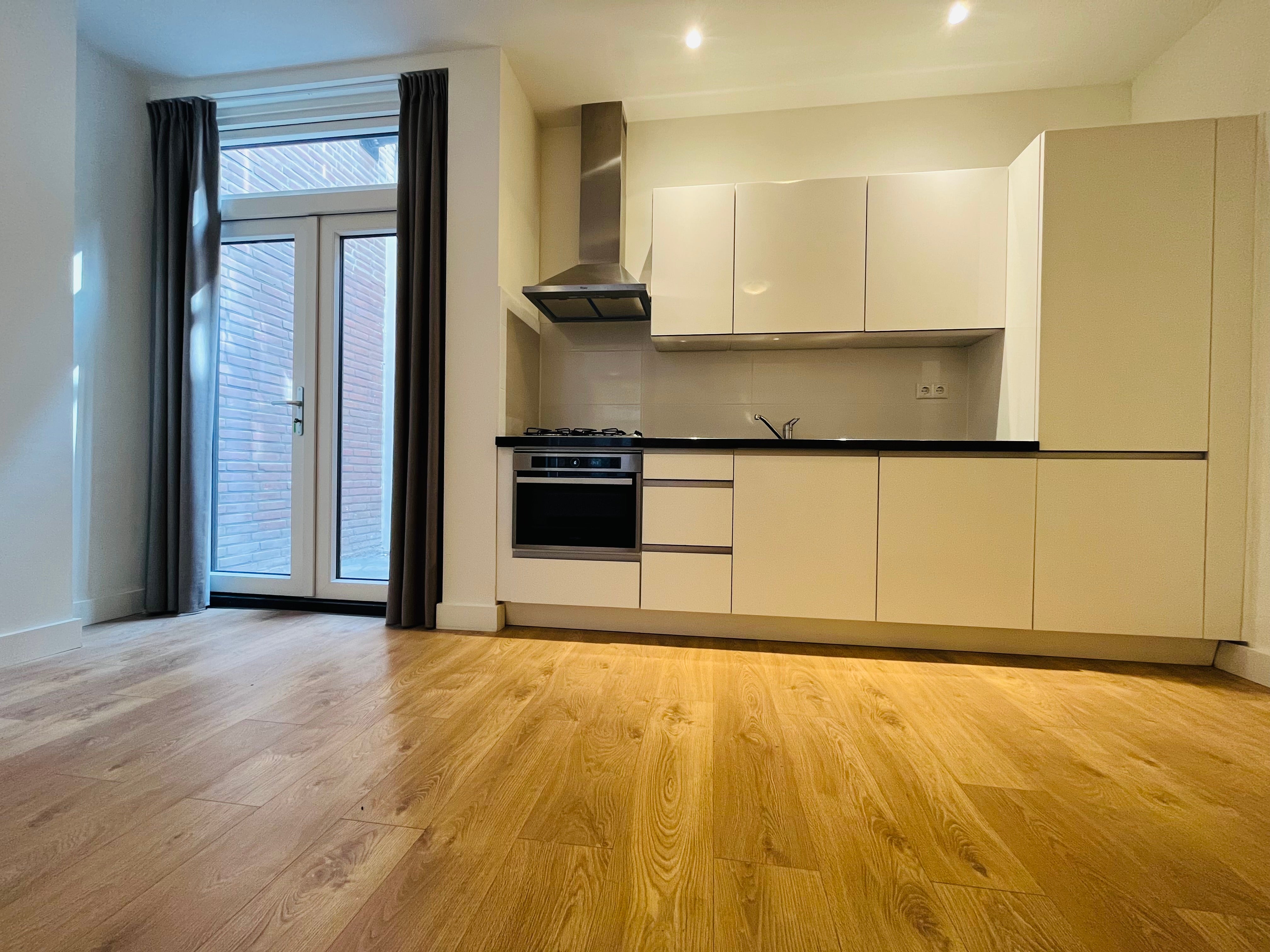 Appartement te huur: Wagenstraat 155A, 'S-Gravenhage