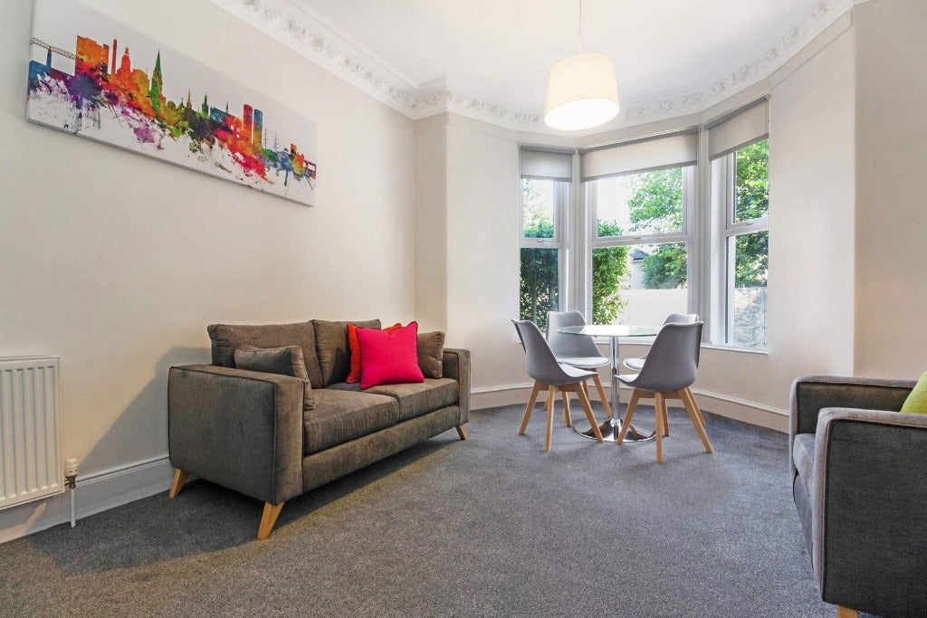 Flat Bellefield Avenue in Dundee