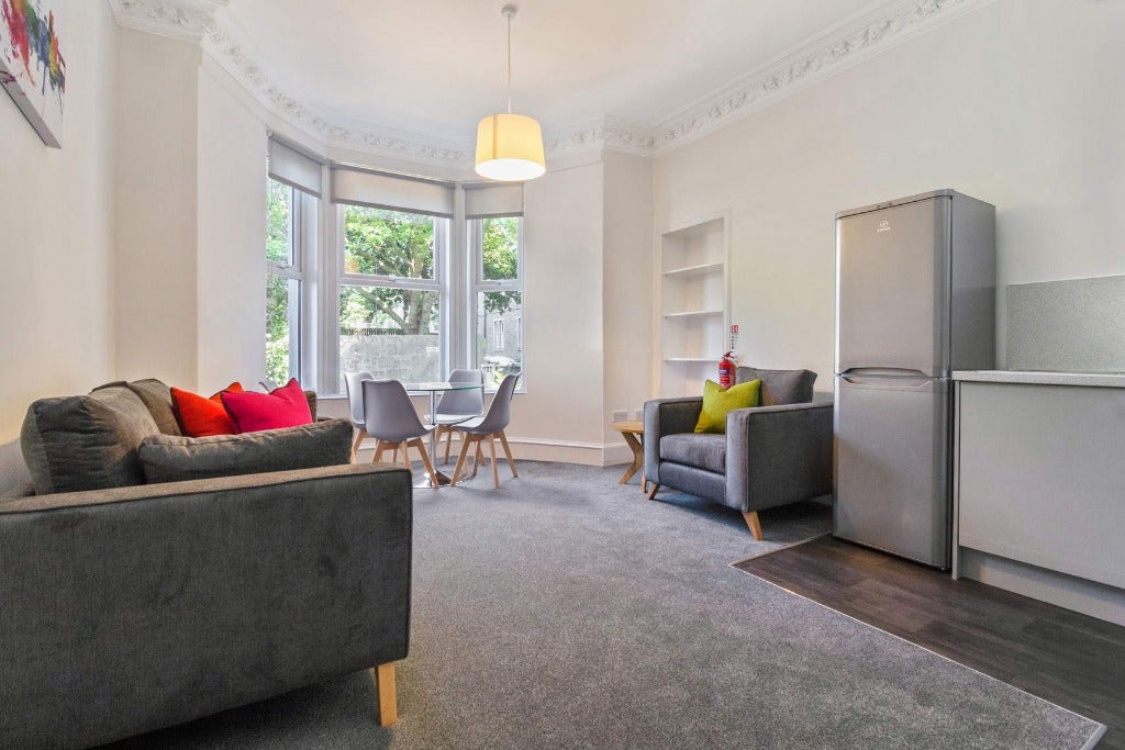 Flat Bellefield Avenue in Dundee