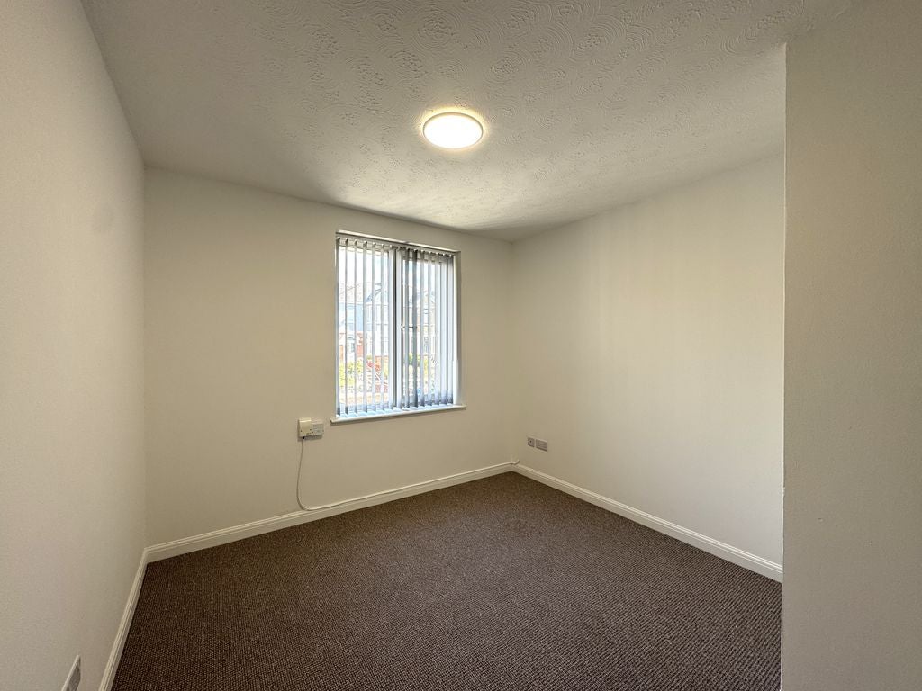 Flat Walmer Road in Newport