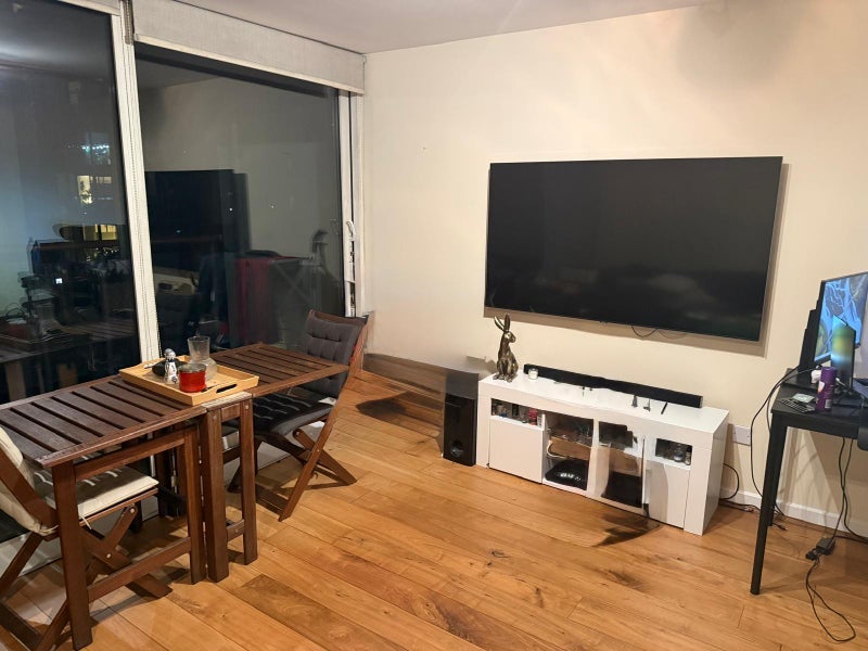 Room Branch Road in Greater London