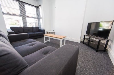 House Burchett Grove in Leeds