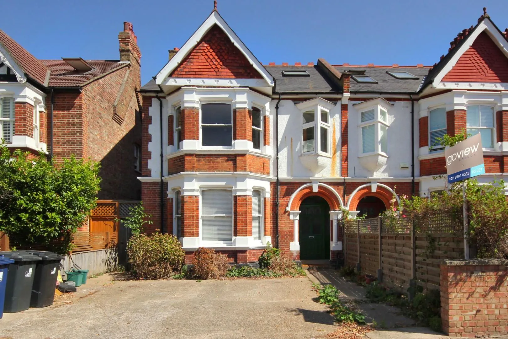 House Twyford Avenue in Greater London