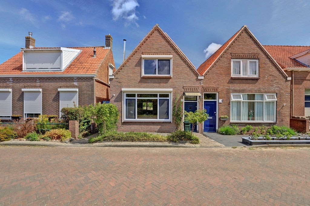 Huis Nieuwlandseweg 17 in Nieuw- en Sint Joosland