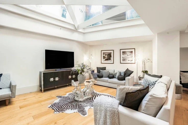 Flat Park Lane in City of Westminster
