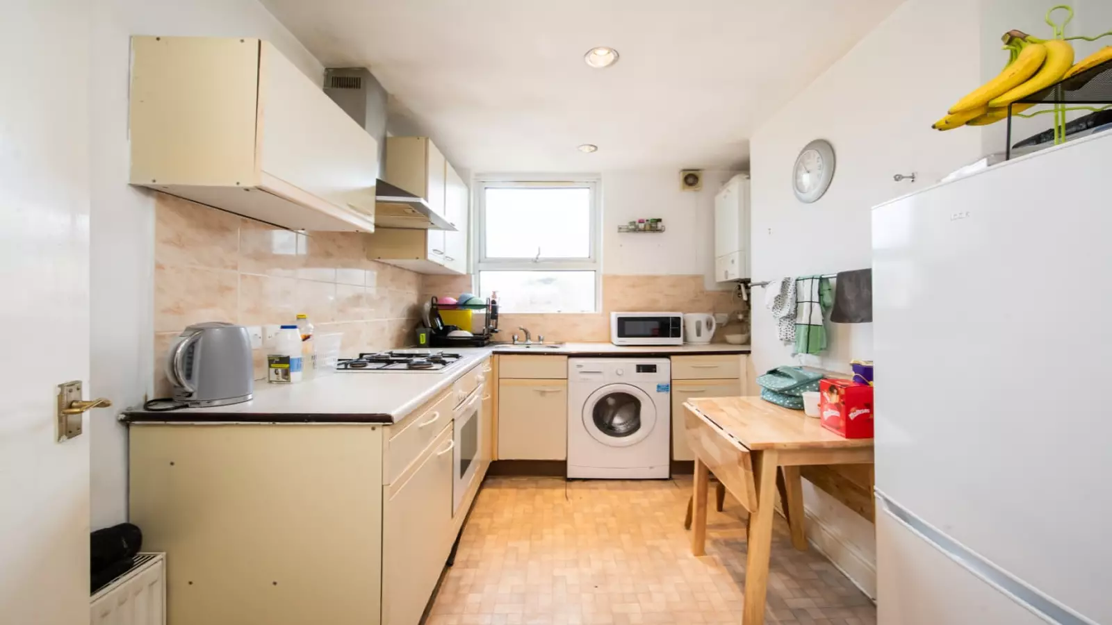 Room Taybridge Road in Greater London