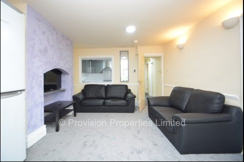 Flat Regent Park Terrace in Leeds