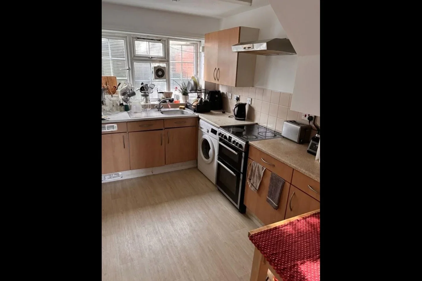 Room Aspen Drive in Greater London